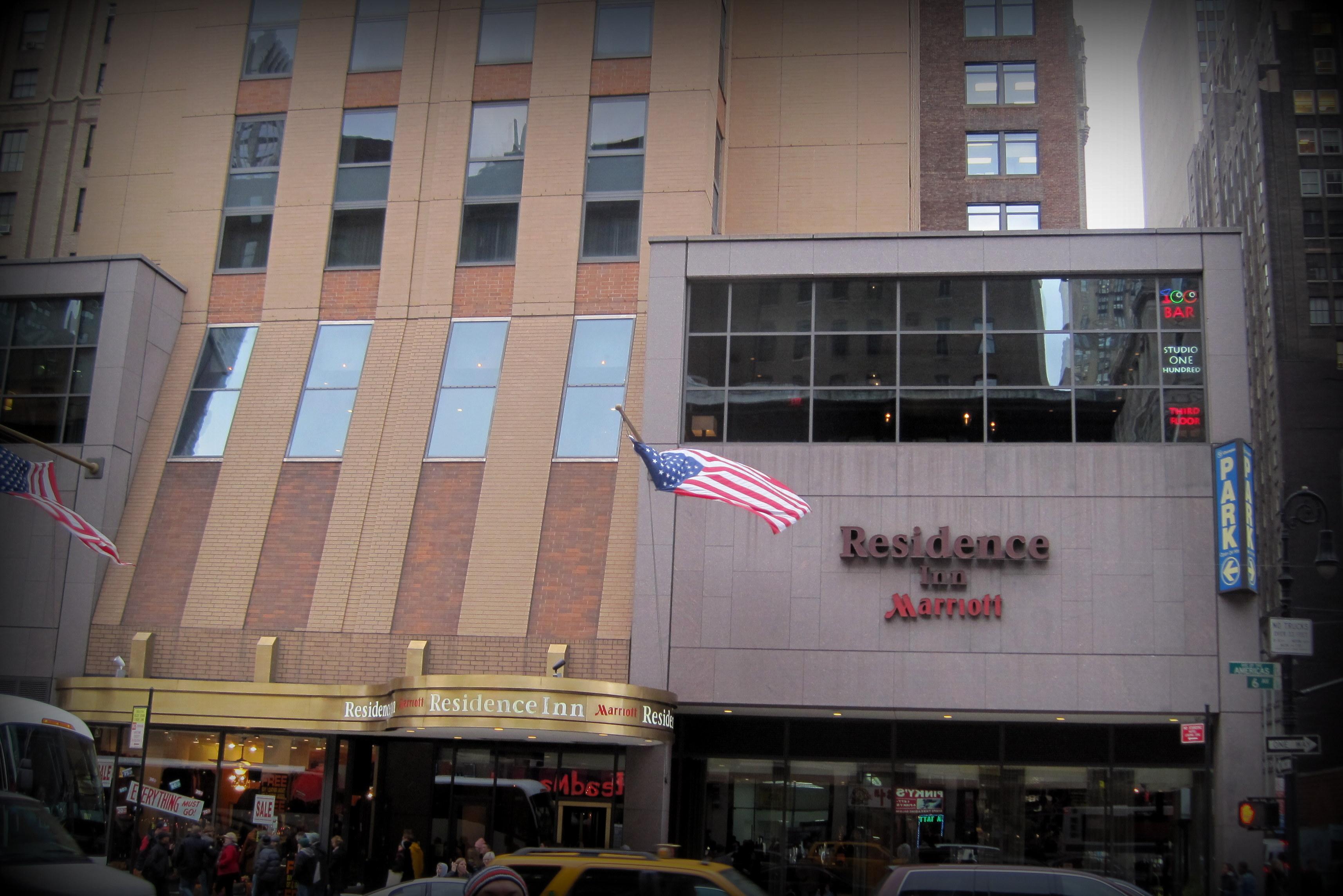 Residence Inn By Marriott New York Manhattan/Times Square Bagian luar foto